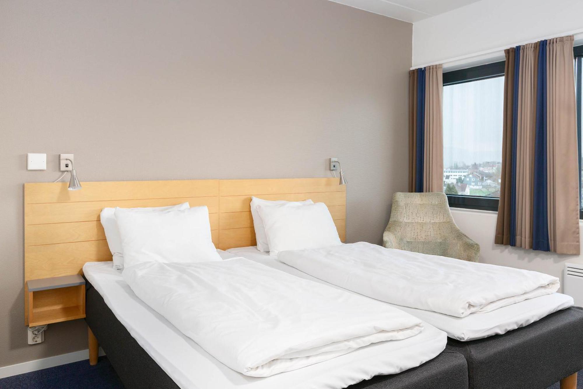 Standard Twin Room Non-Smoking