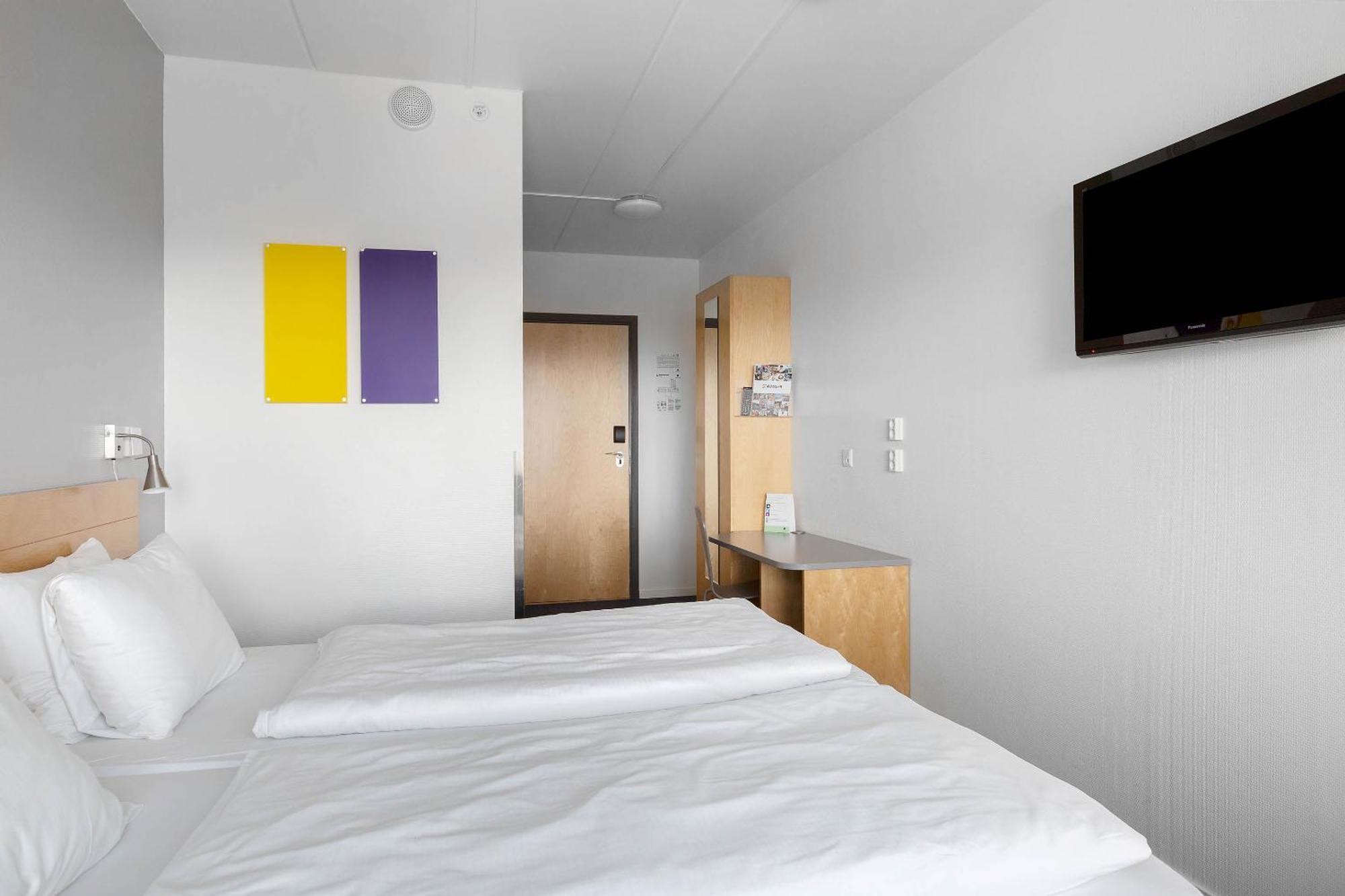 Standard Twin Room Non-Smoking