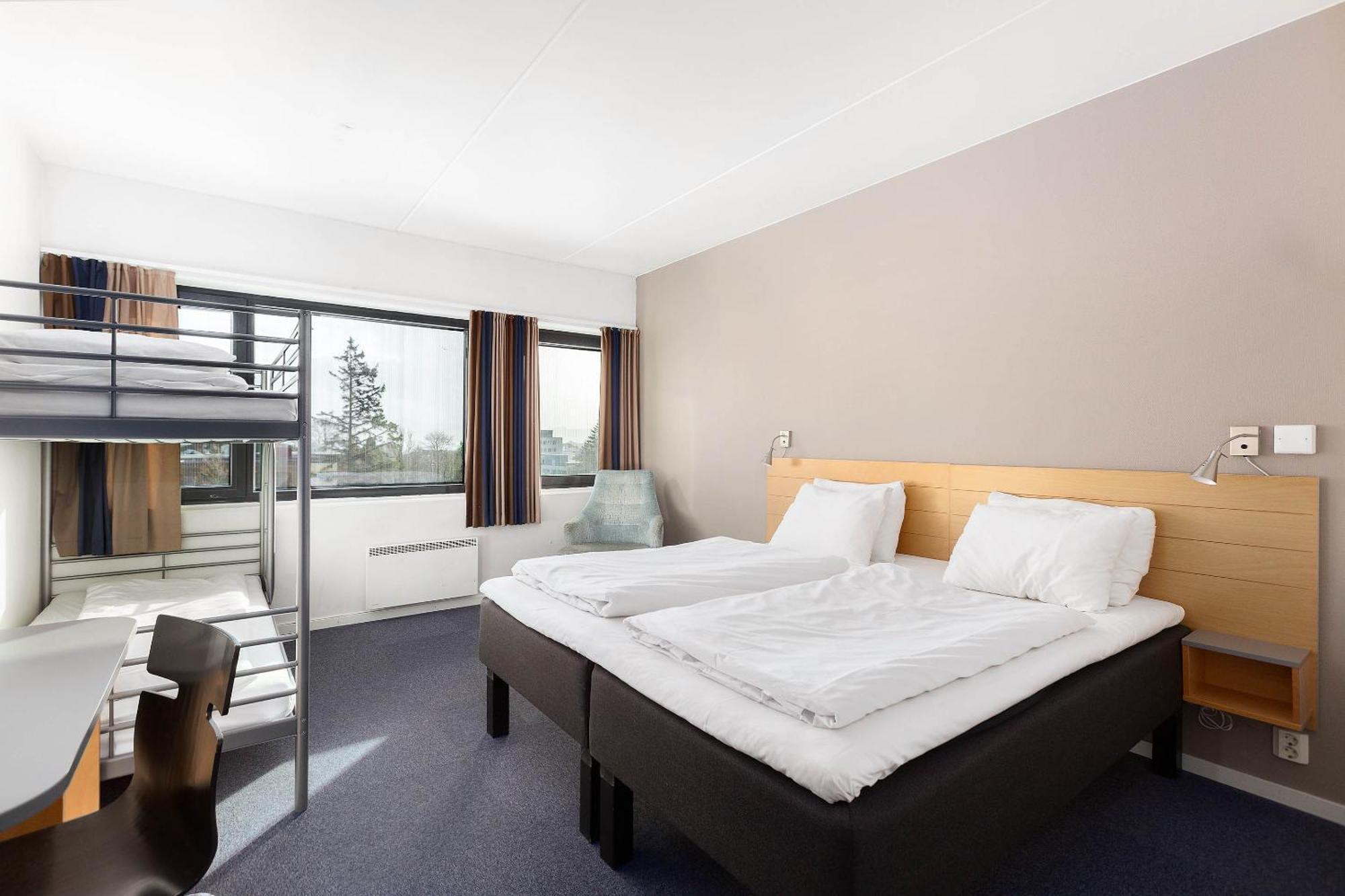 Family Room Two Single Beds One Bunk Bed Non-Smoking
