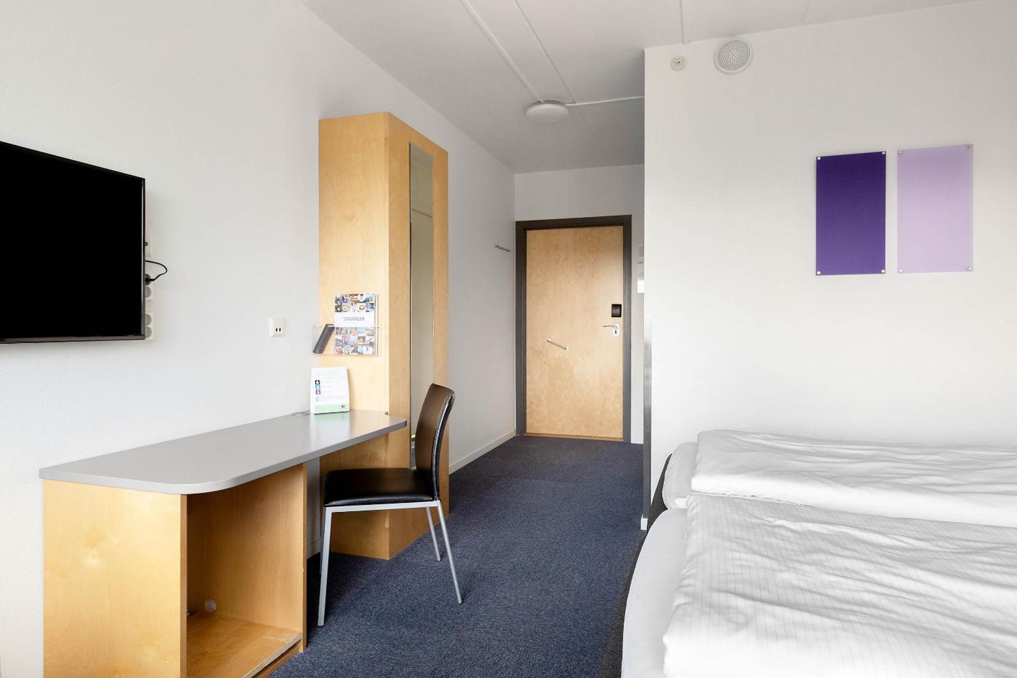 Standard Twin Room Non-Smoking