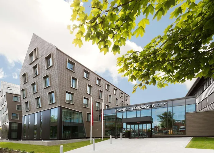 Central hotel: Scandic Stavanger City